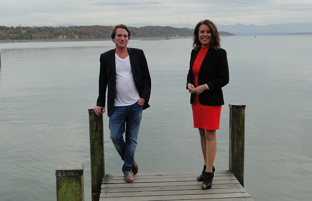Willi Boneberger, Fraktionsvorsitzender und Britta Hundesrügge, Stellvertreterin des Landrats